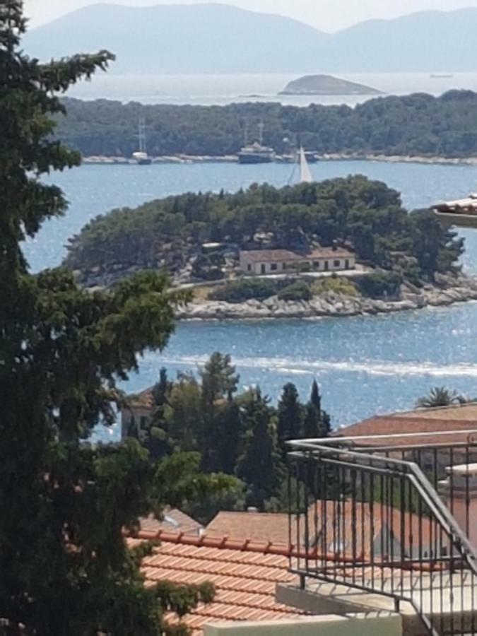 Apartmani Vini Hvar Town Exterior foto